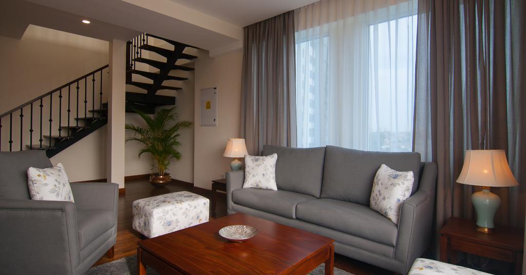Rococo Residence Kolombo Bagian luar foto